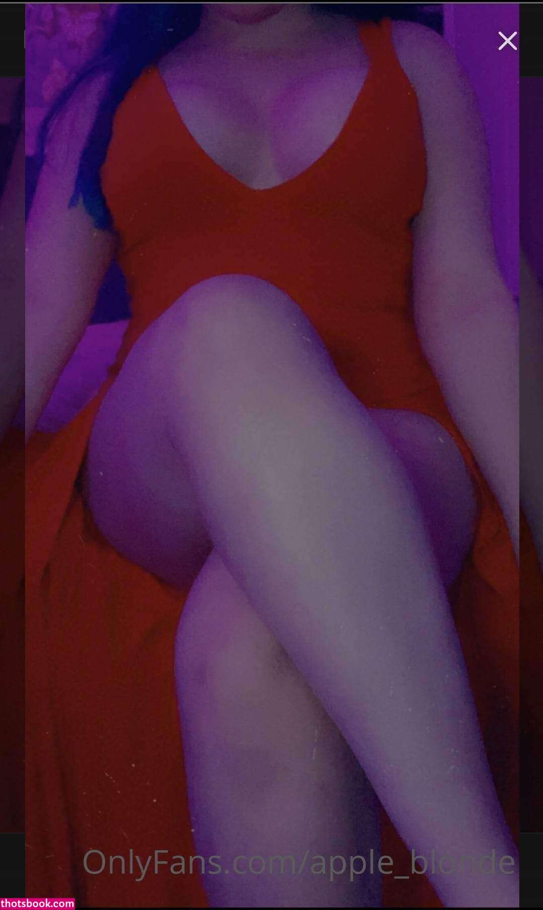 Appleblonde Photo #30