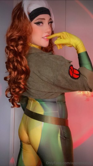 Appleblonde Photo #86