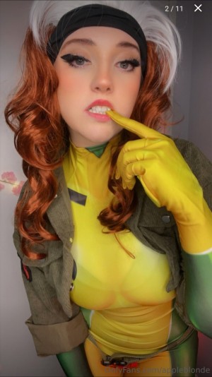 Appleblonde Photo #87