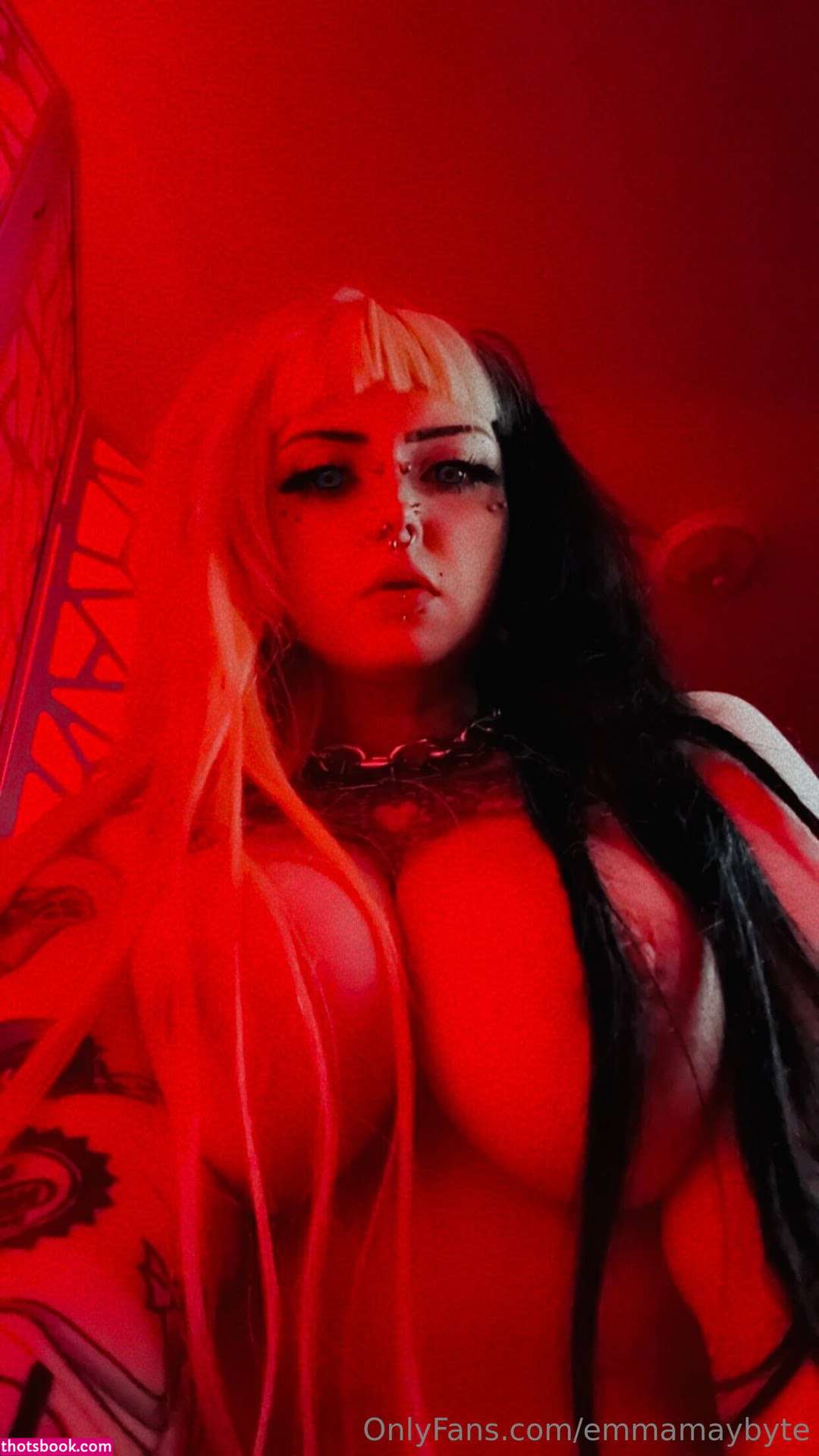 Emmamaybyte Photo #2