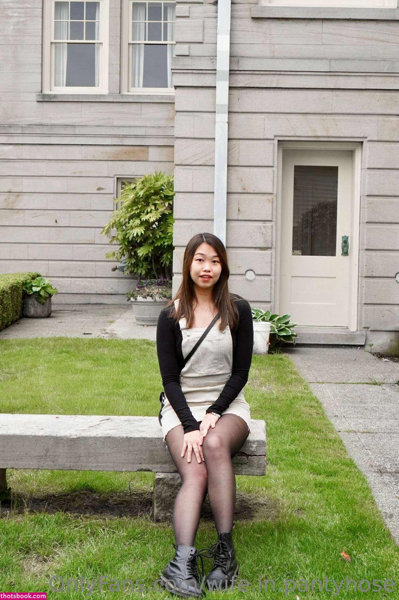 Wife In Pantyhose Photo #38