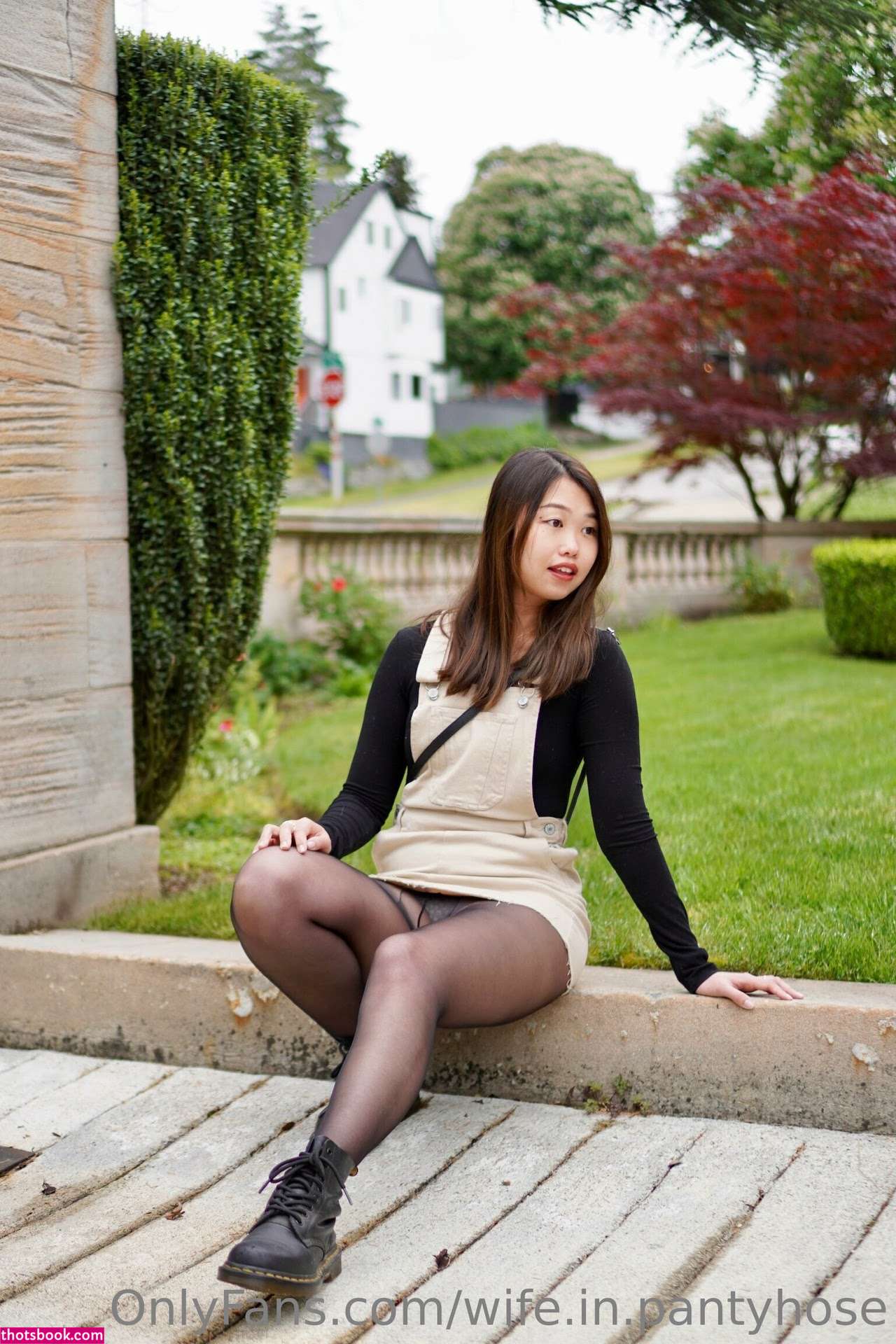 Wife In Pantyhose Photo #46