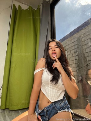 Yaninafeet Photo #25