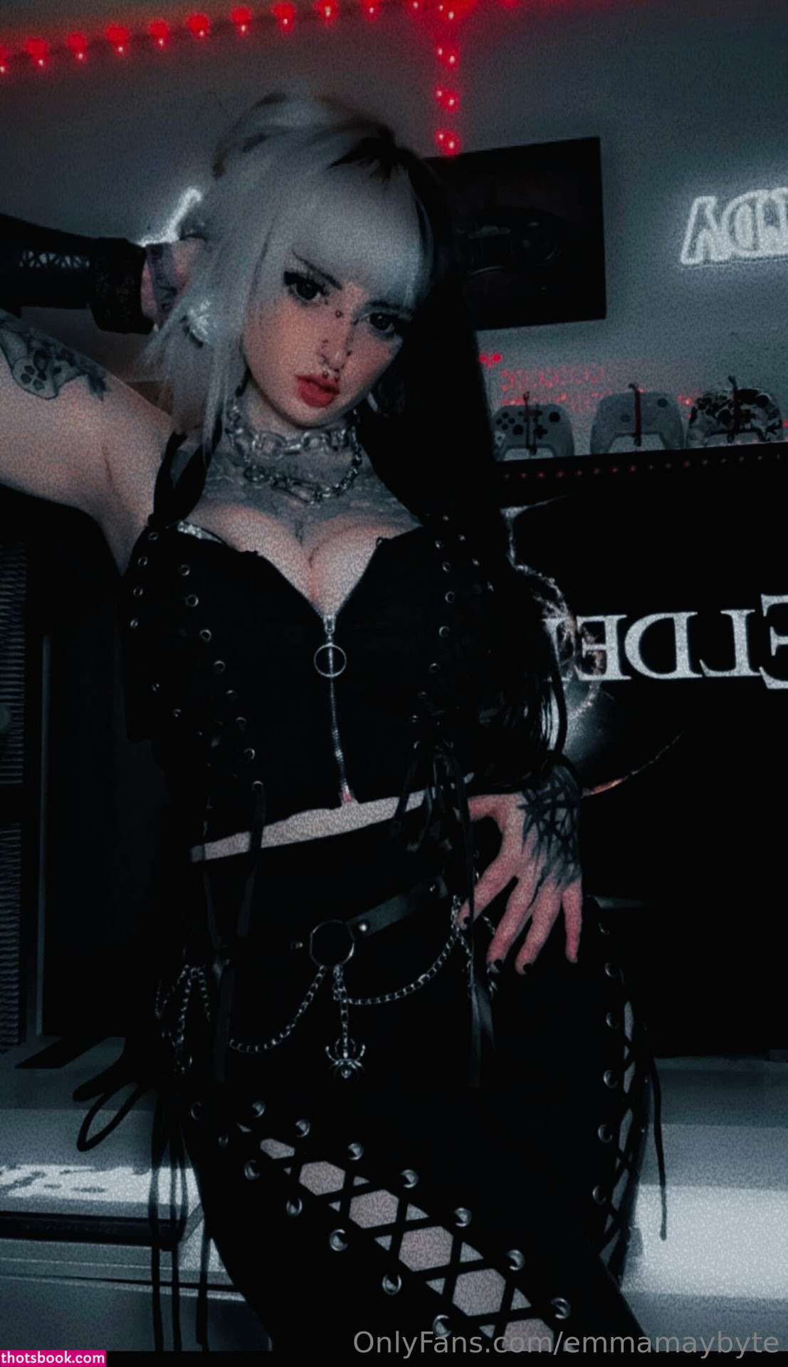 Emmamaybyte Photo #119