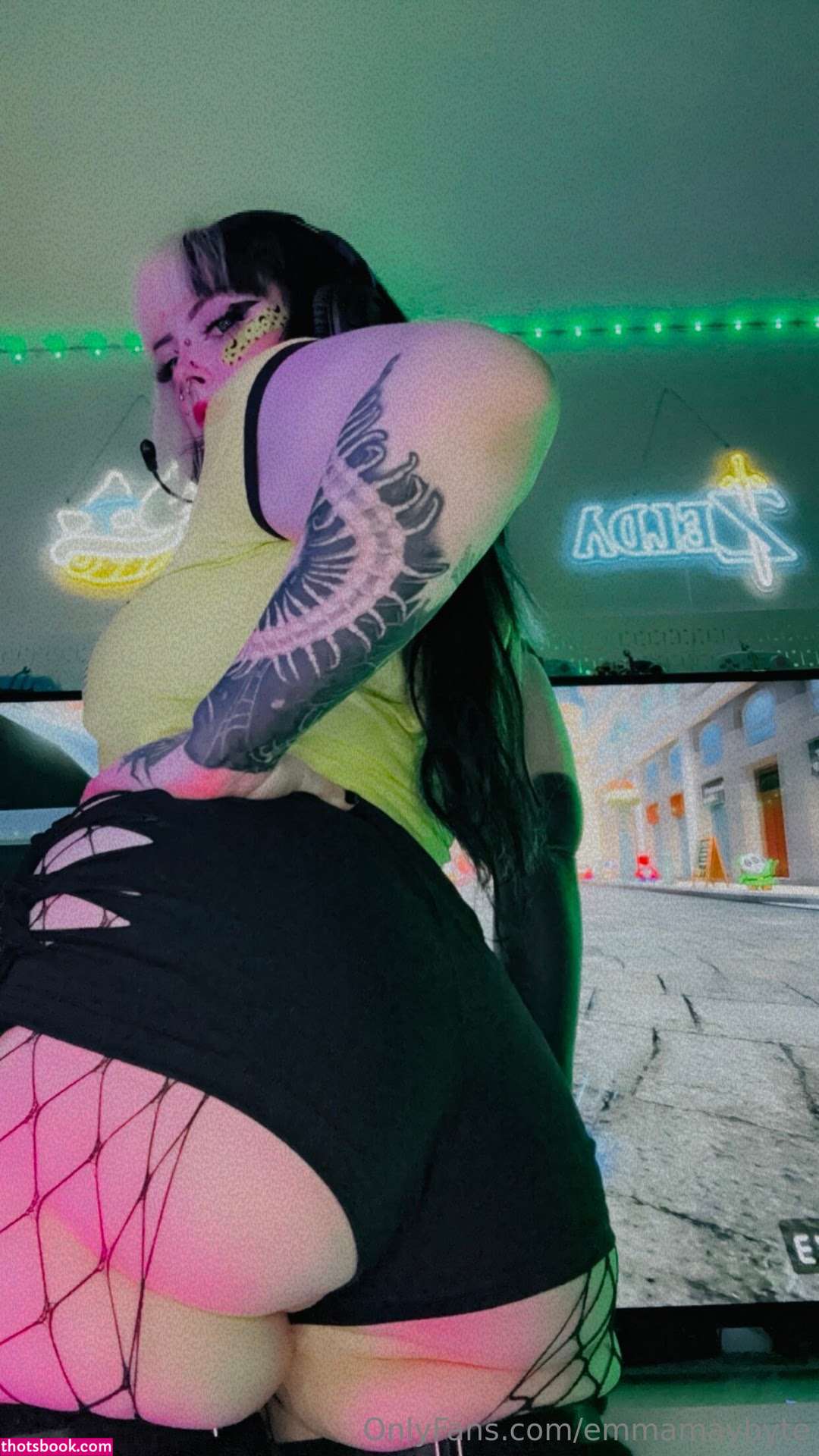 Emmamaybyte Photo #148