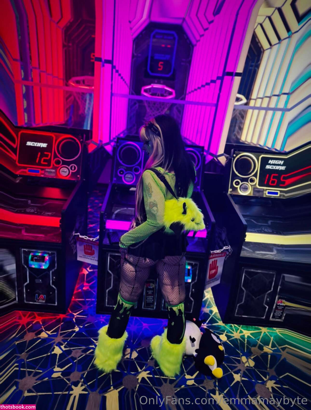 Emmamaybyte Photo #233