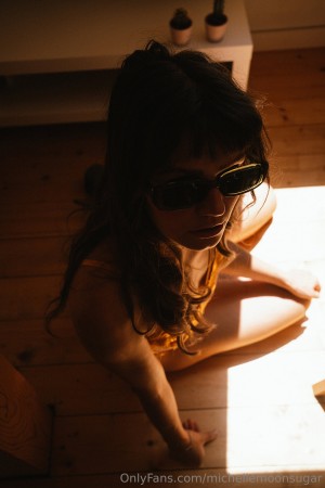 Ellie Land Photo #48