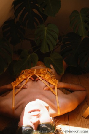 Ellie Land Photo #70