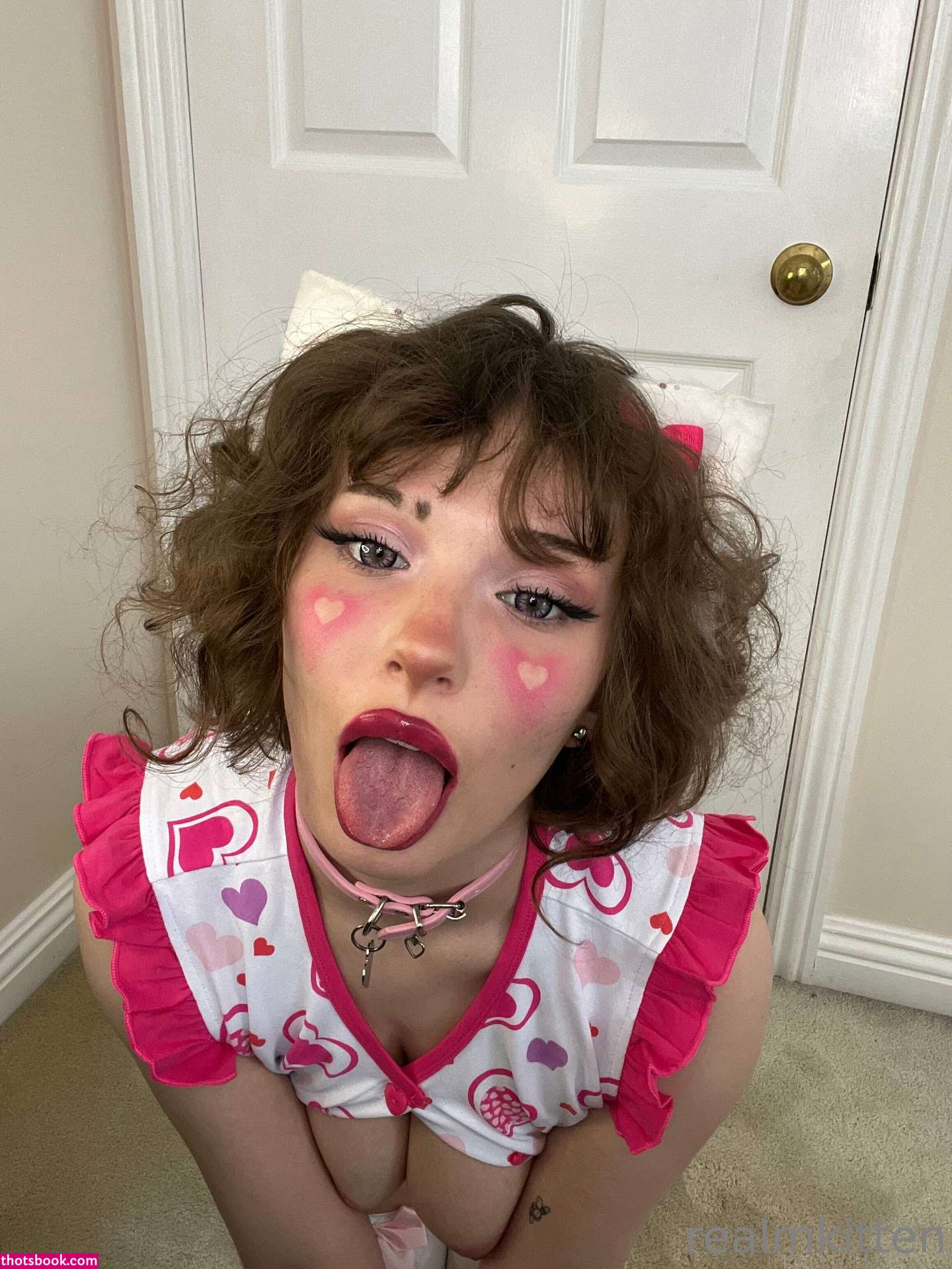 Realmkitten Photo #153