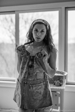 Elena Generi Photo #21