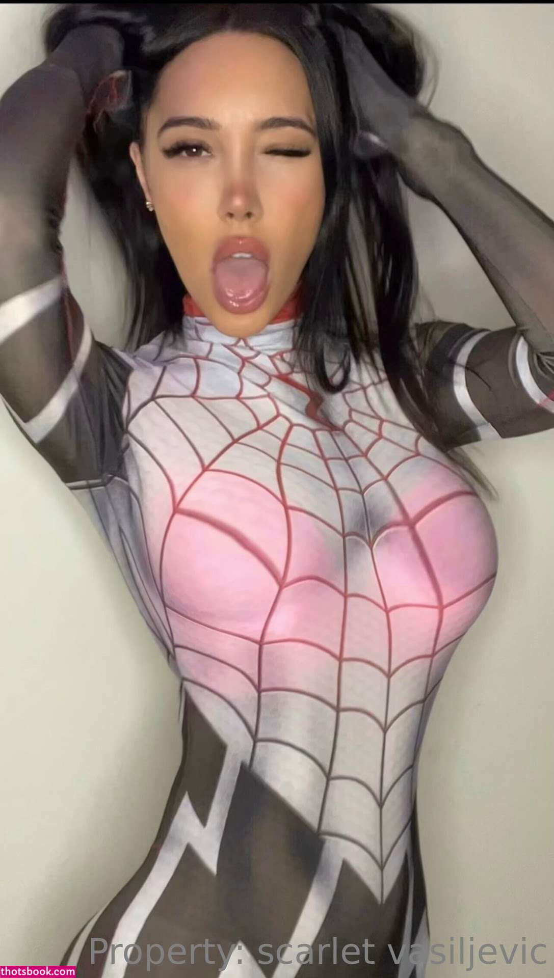 Scarlet Vas Photo #38