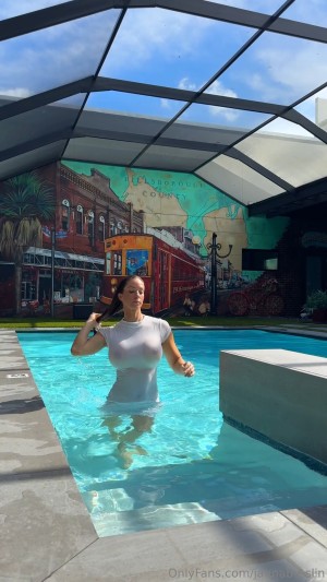 Janna Breslin Post #88