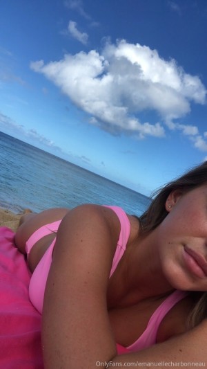 Emanuelle Charboneau Photo #16