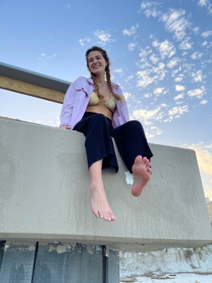 Hang10toes Photo #16