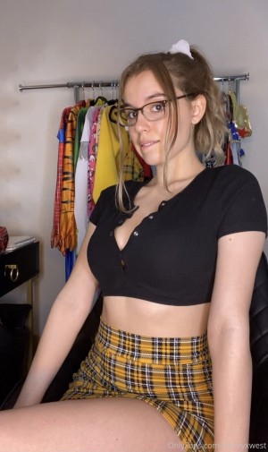 Harley West Photo #44