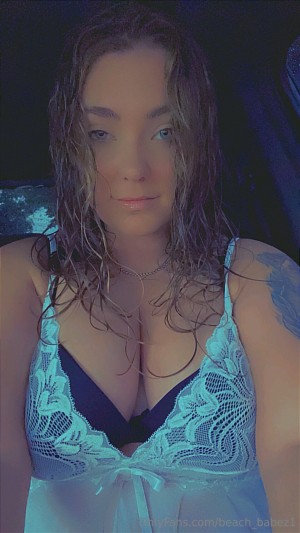 Beach babez1 Photo #105