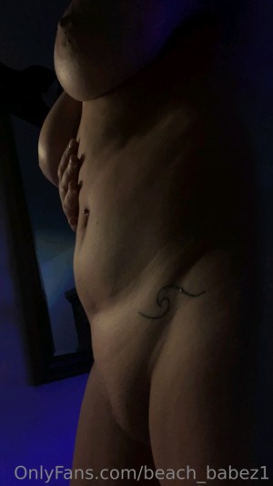 Beach babez1 Photo #133