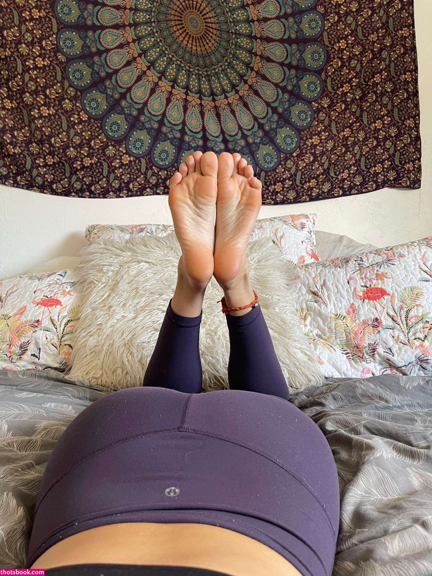 Hang10toes Photo #196