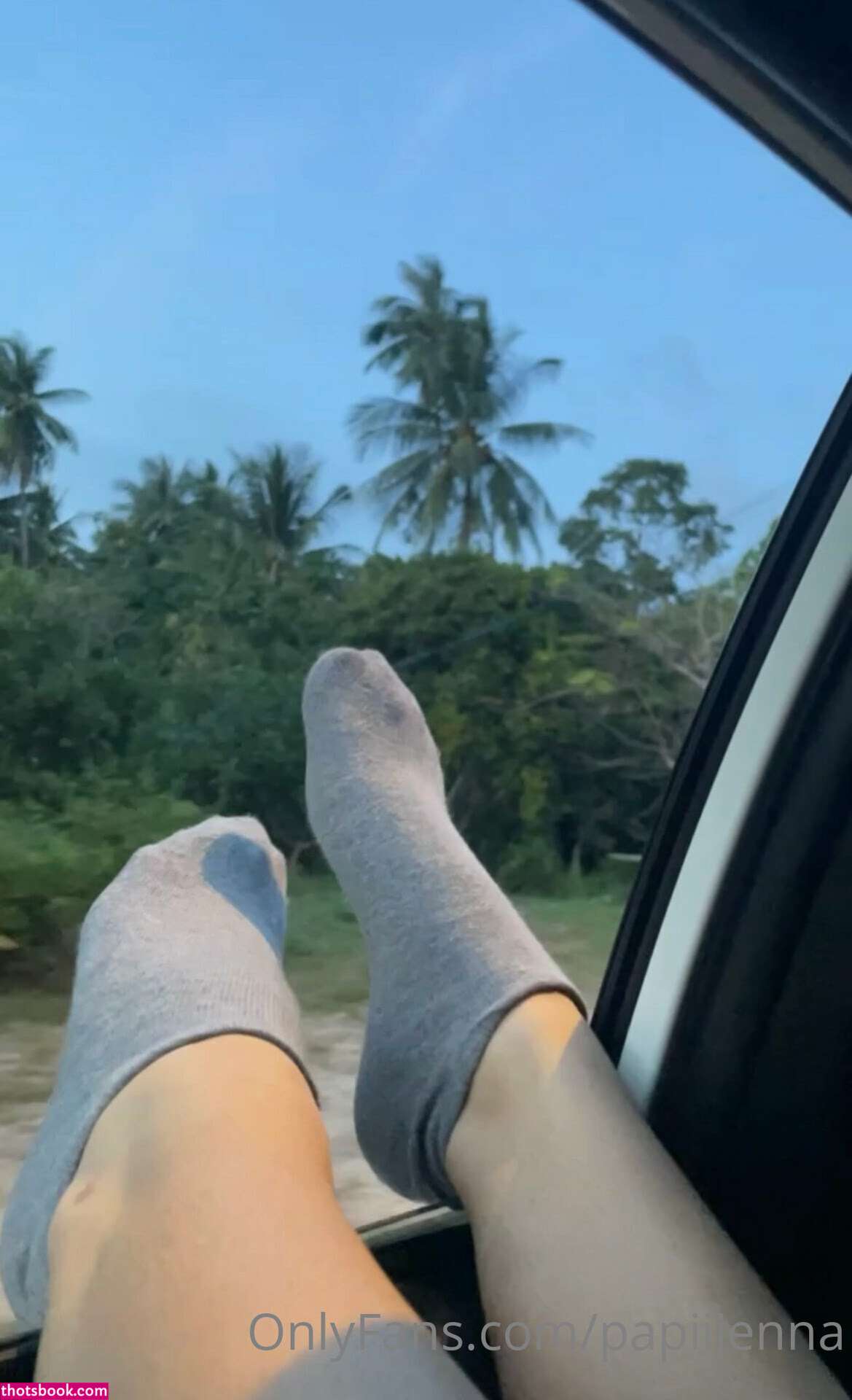 Papiijenna Photo #26