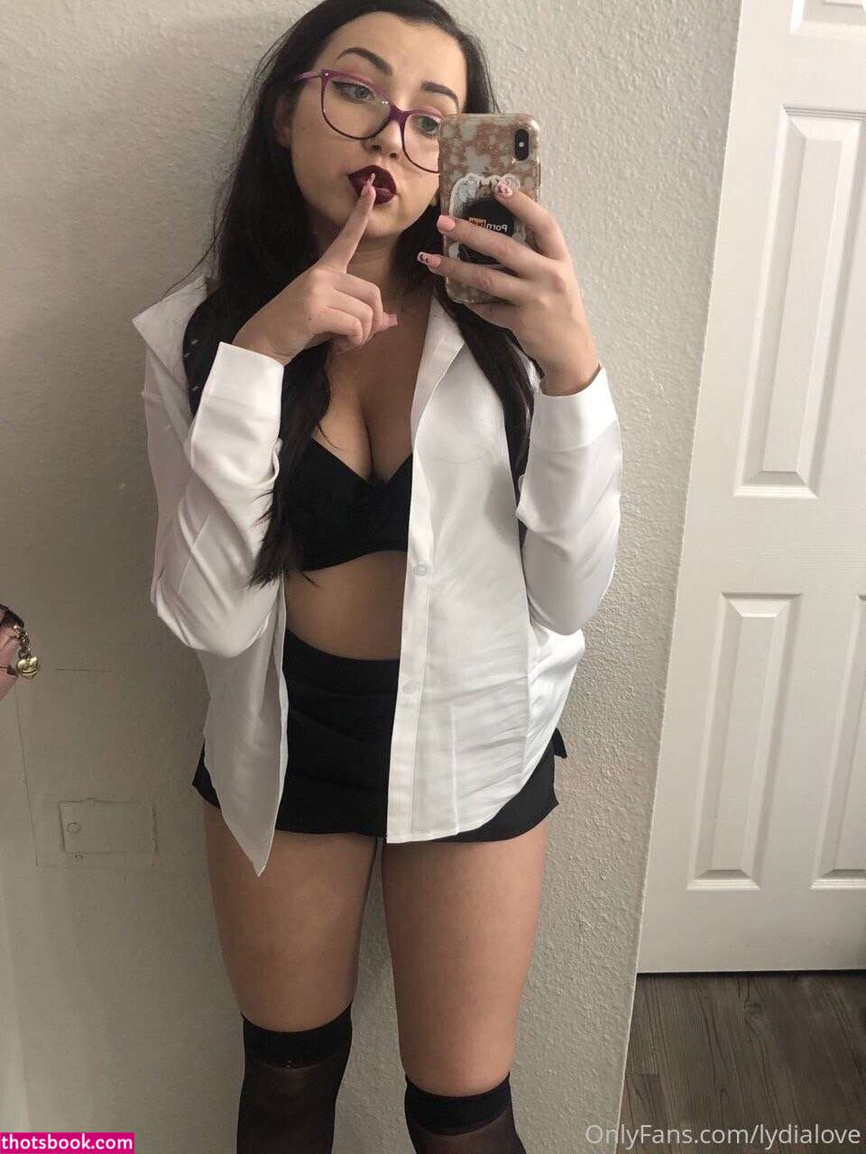 Lydia Love Photo #15