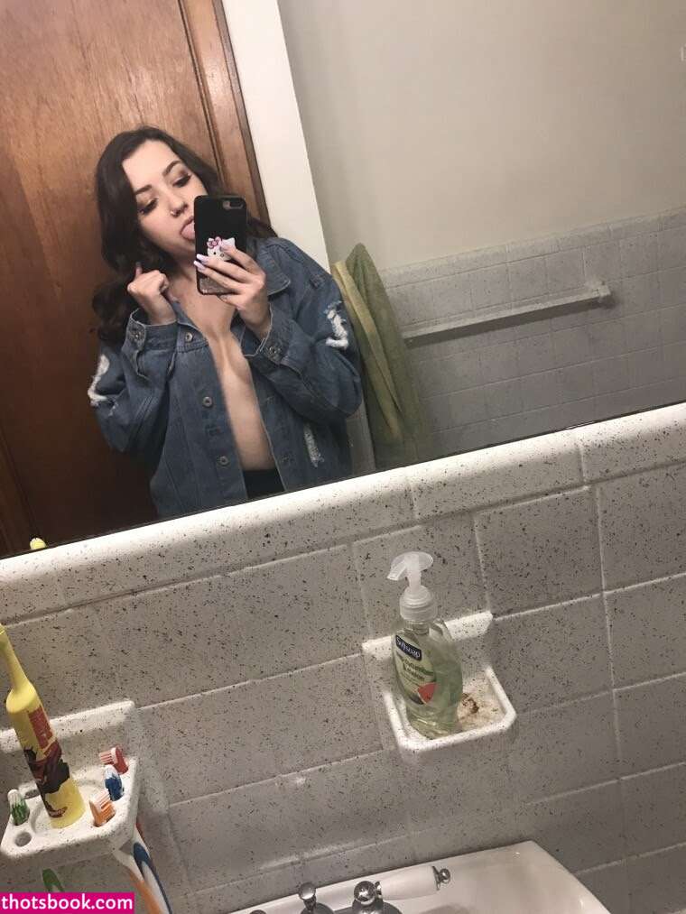 Lydia Love Photo #27