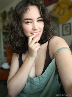 hailierosie Photo #99