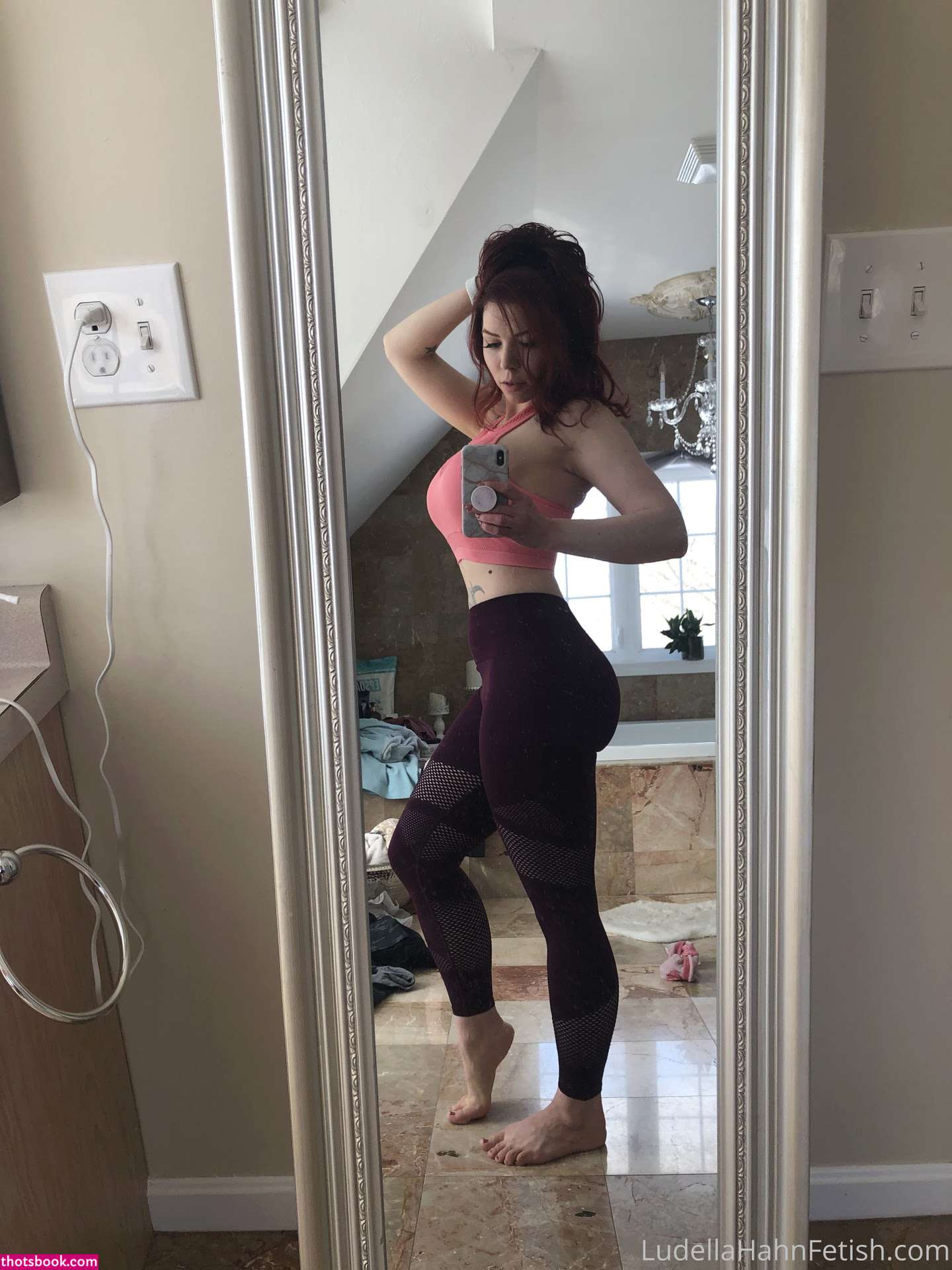 Ludella Hahn Photo #39