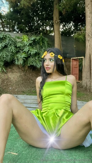 valeriavcardona Photo #40