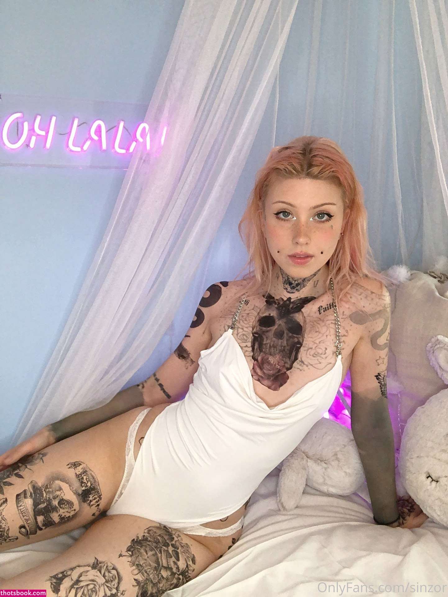 Linzor Simpzor Photo #346