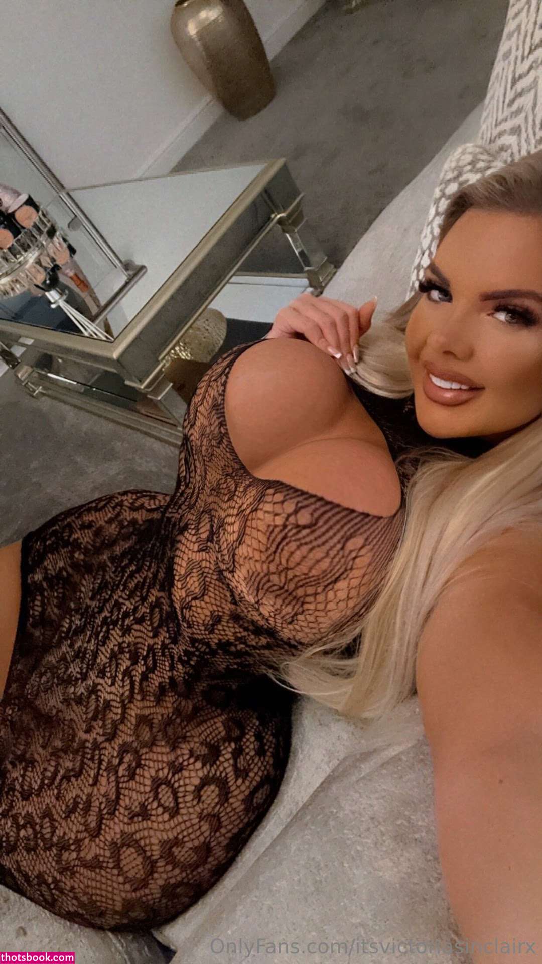 Victorialilyx Photo #136