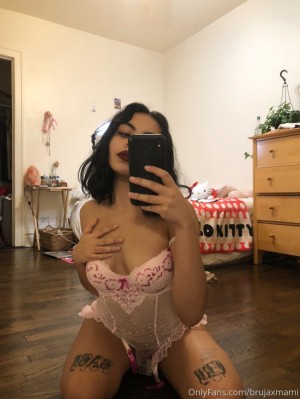 brujaxmami Photo #52