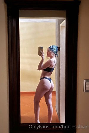 hoelessbian Photo #37