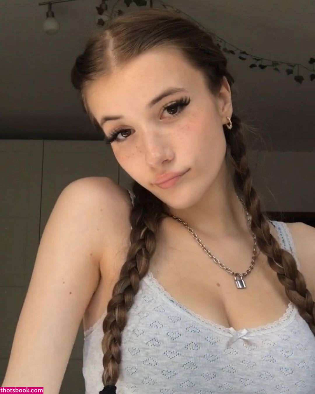 m1m1kindashy Photo #47