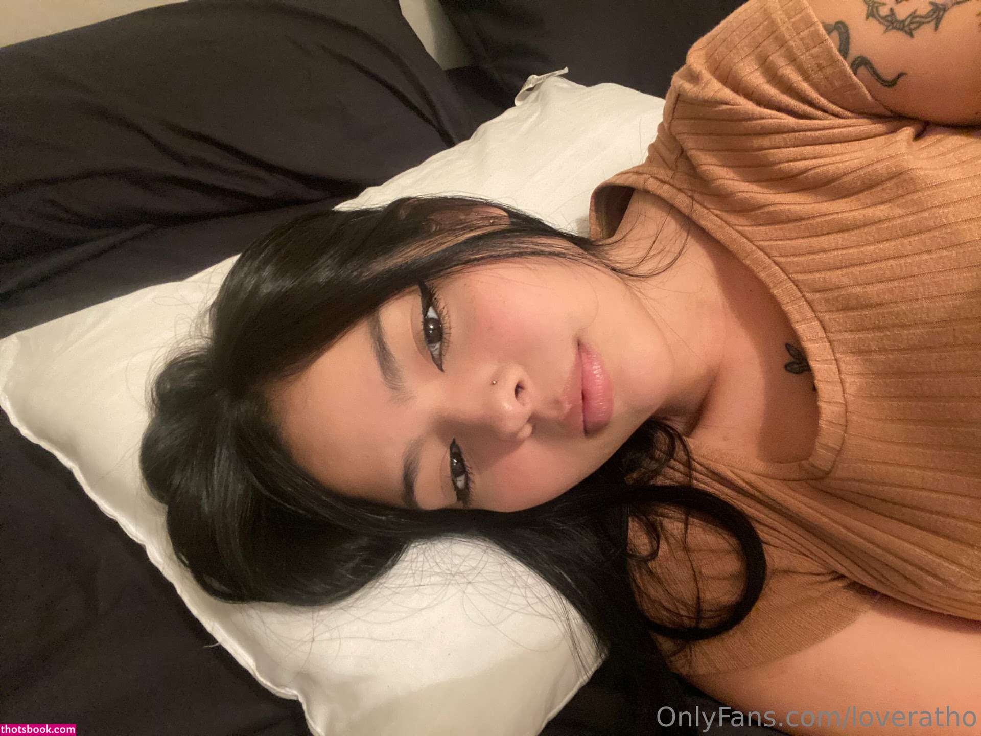 Loveratho Photo #155