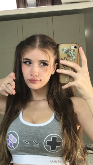 m1m1kindashy Photo #115