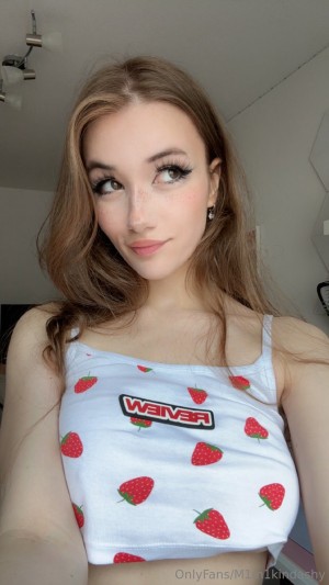 m1m1kindashy Photo #135