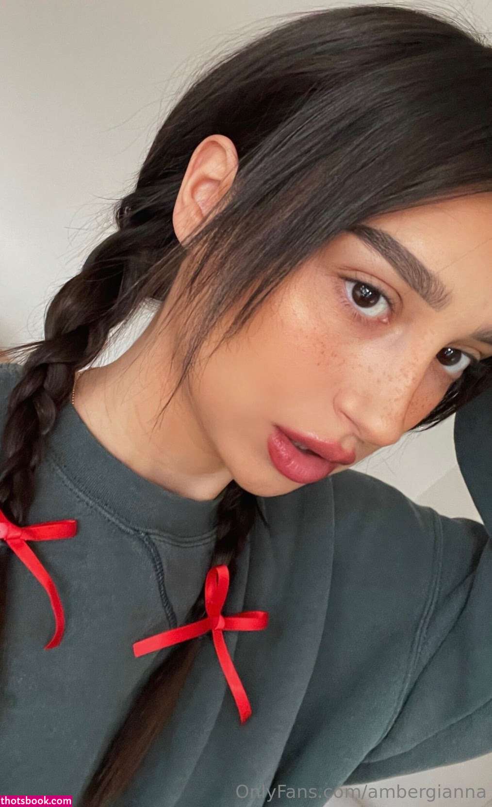 ambergianna Photo #37