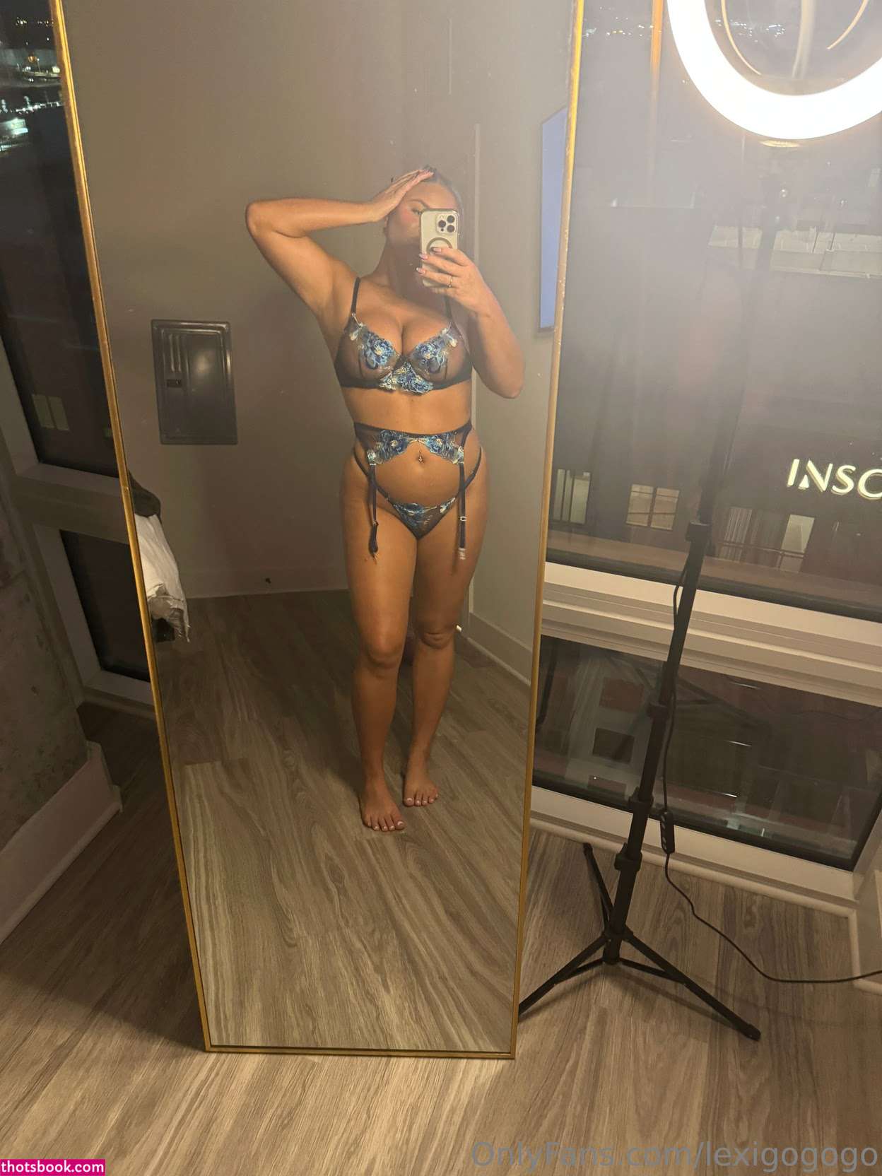 lexigogogo Photo #13