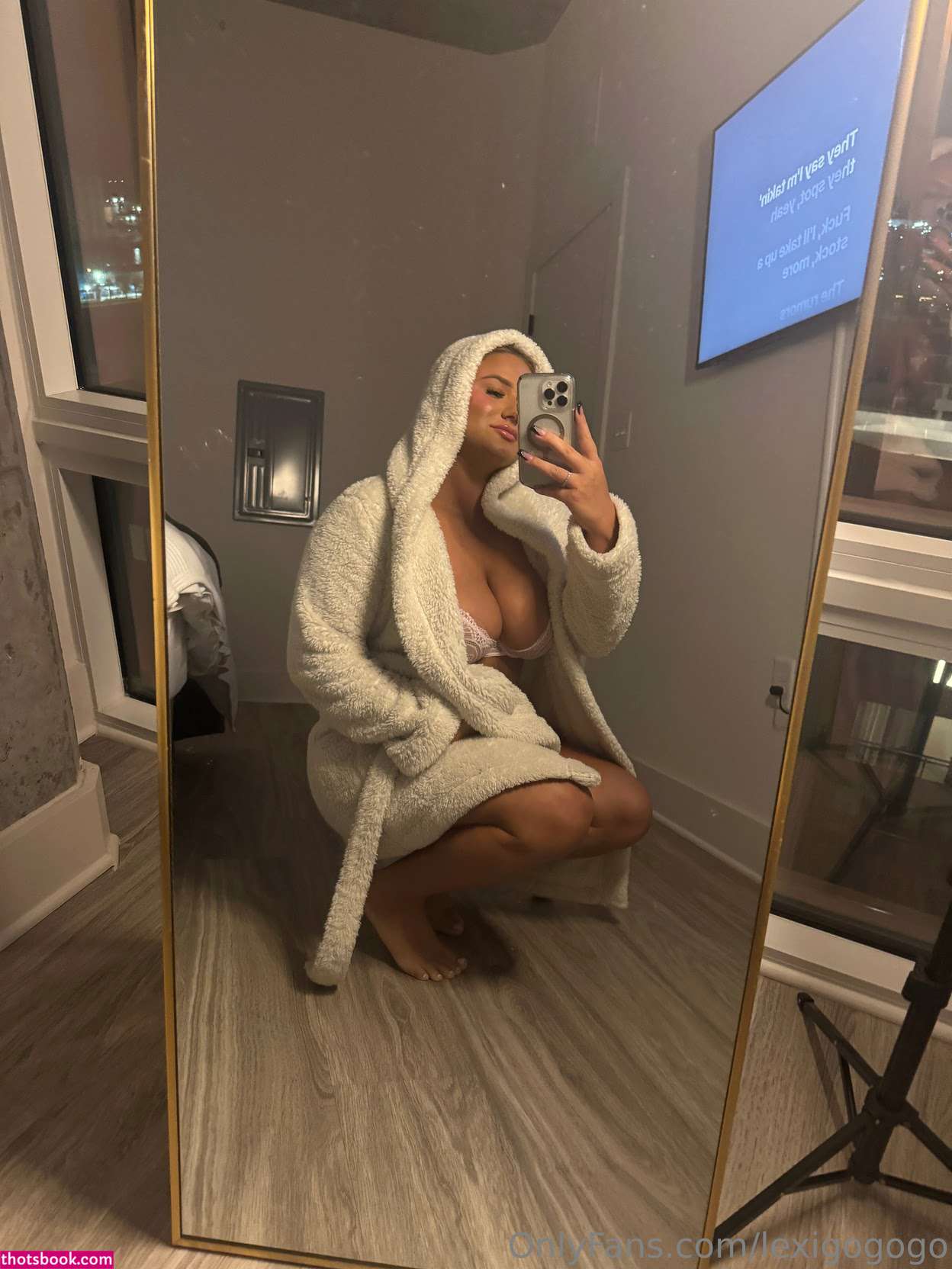 lexigogogo Photo #27