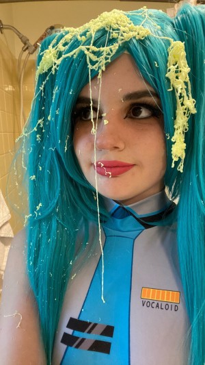 Kittykommander Photo #37