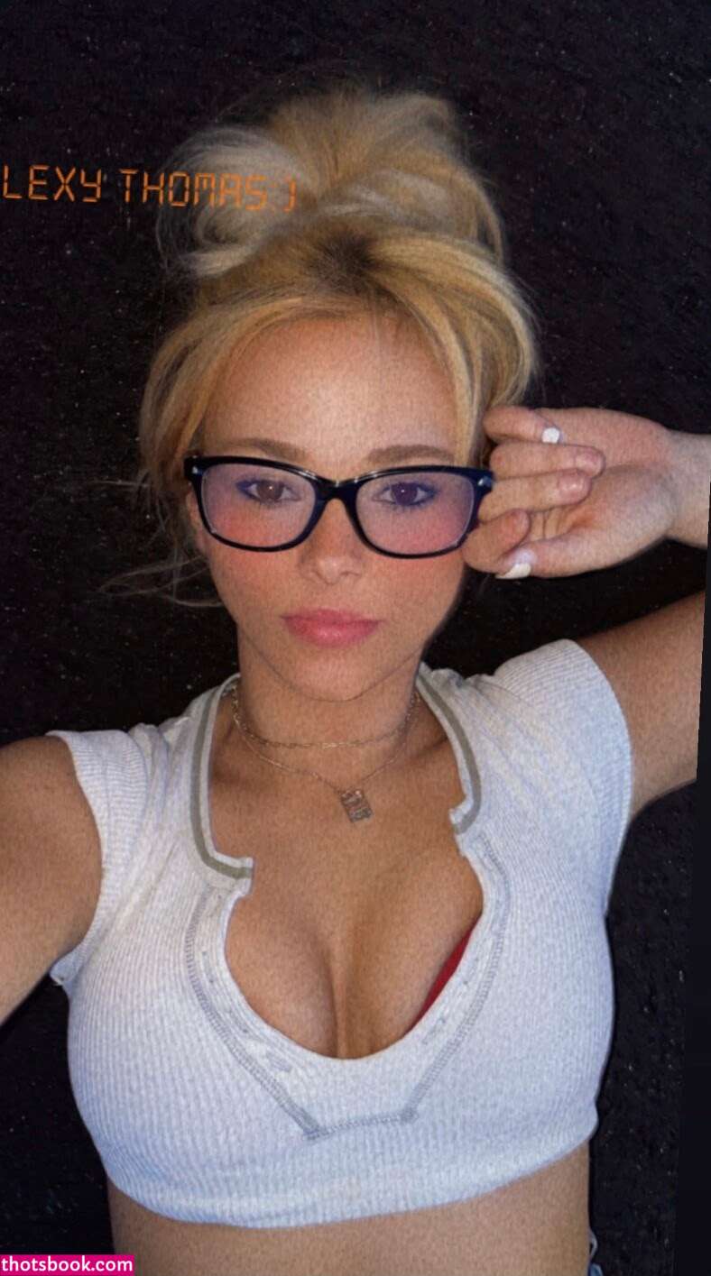 Lexy Thomas Photo #17