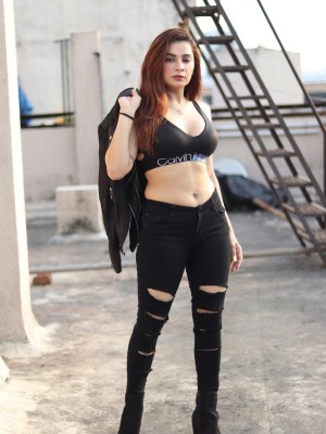 Neelam Bhanushali Photo #5