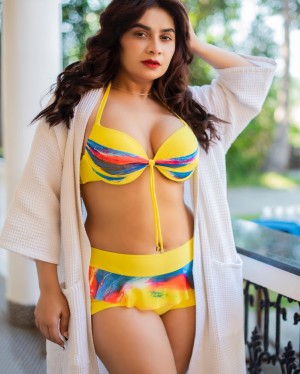 Neelam Bhanushali Photo #38