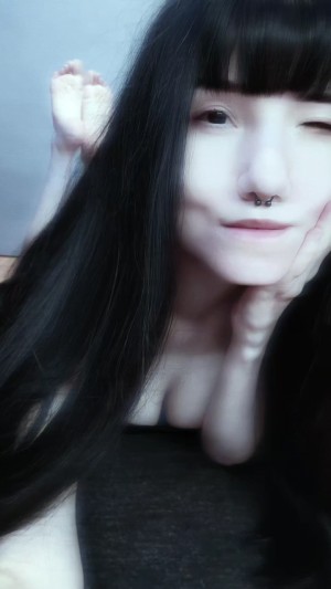 preachersmanicdaughter Photo #8