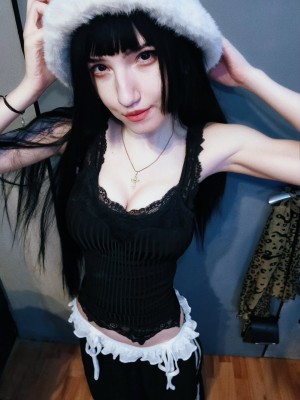 preachersmanicdaughter Photo #34