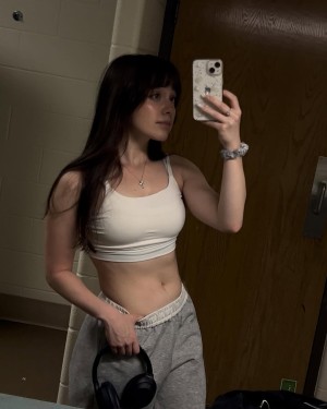 themissusviv Post #1