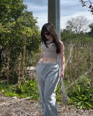 themissusviv Photo #2