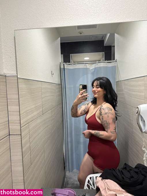 tooturnthailey Photo #11