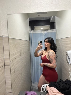 tooturnthailey Photo #11