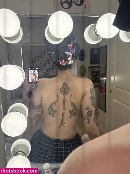 tooturnthailey Photo #14